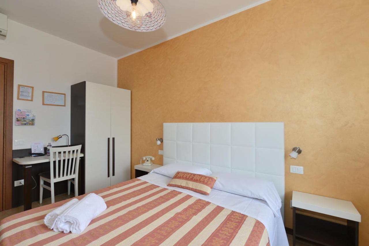 Albergo Panoramica Бардолино Экстерьер фото