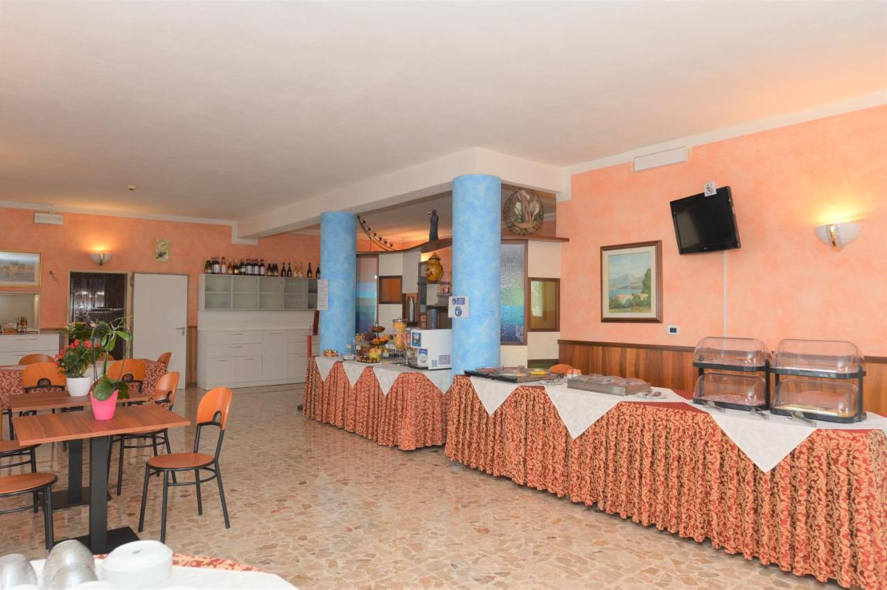 Albergo Panoramica Бардолино Экстерьер фото