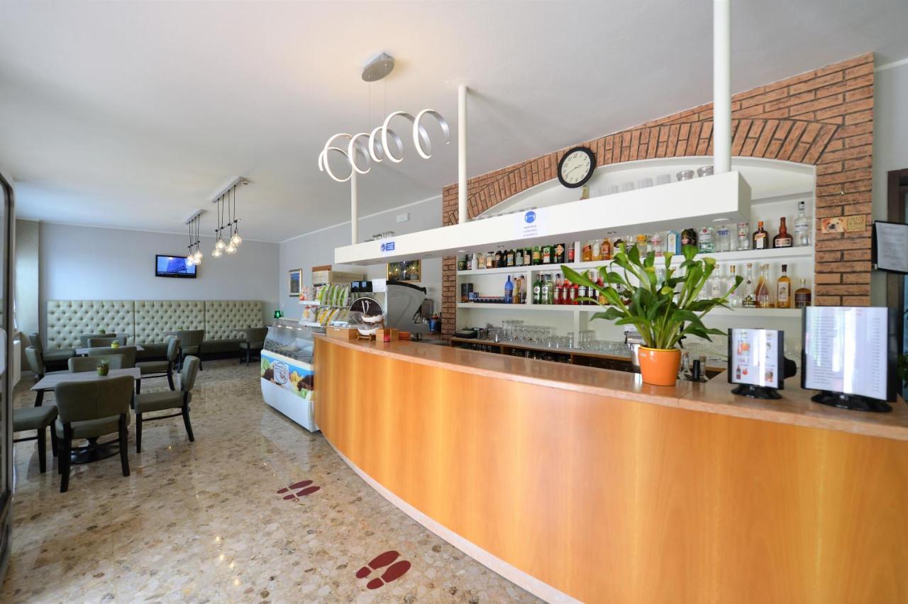Albergo Panoramica Бардолино Экстерьер фото