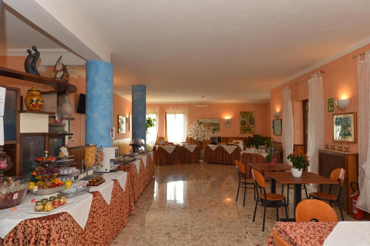Albergo Panoramica Бардолино Экстерьер фото