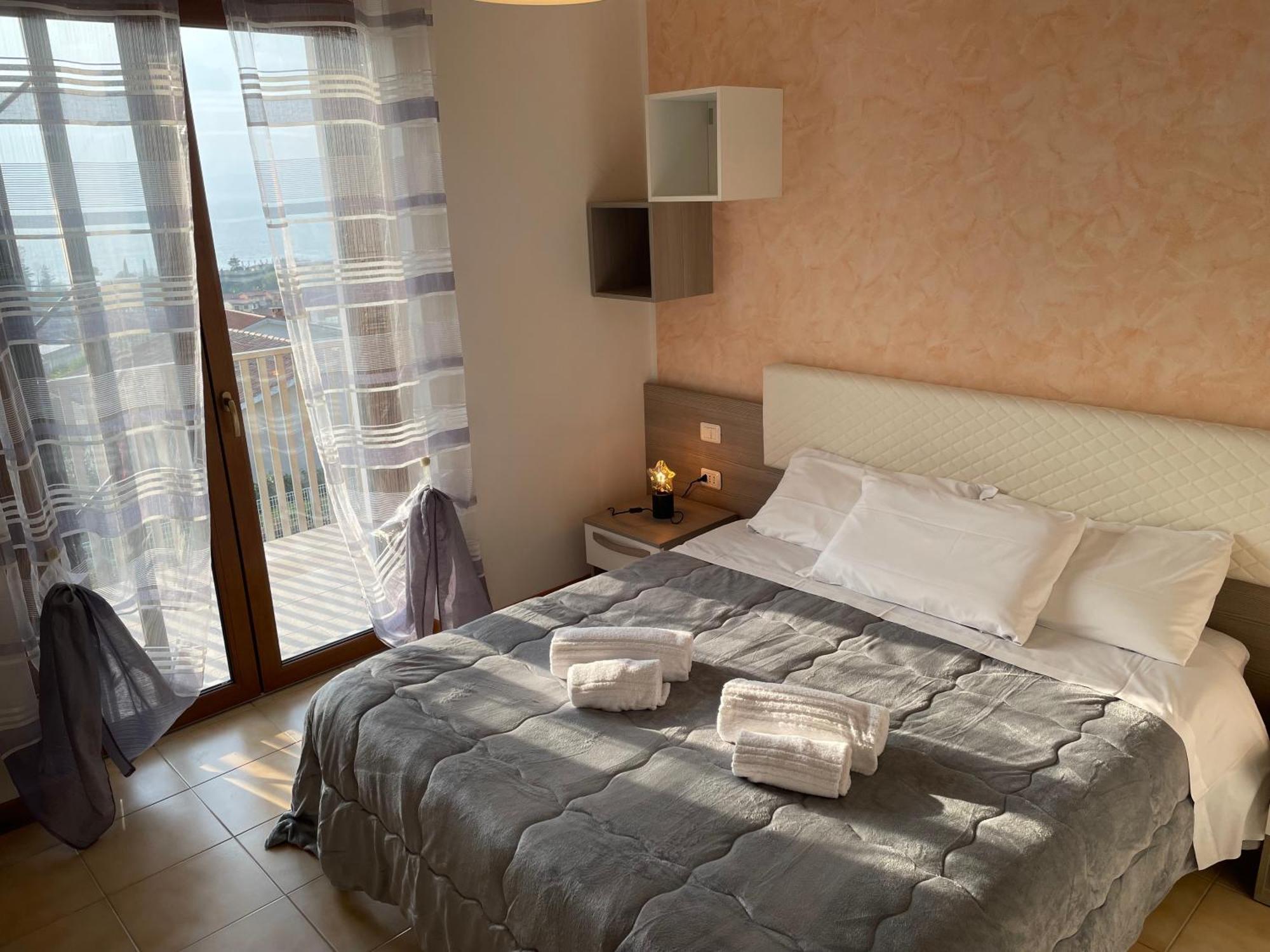 Albergo Panoramica Бардолино Экстерьер фото