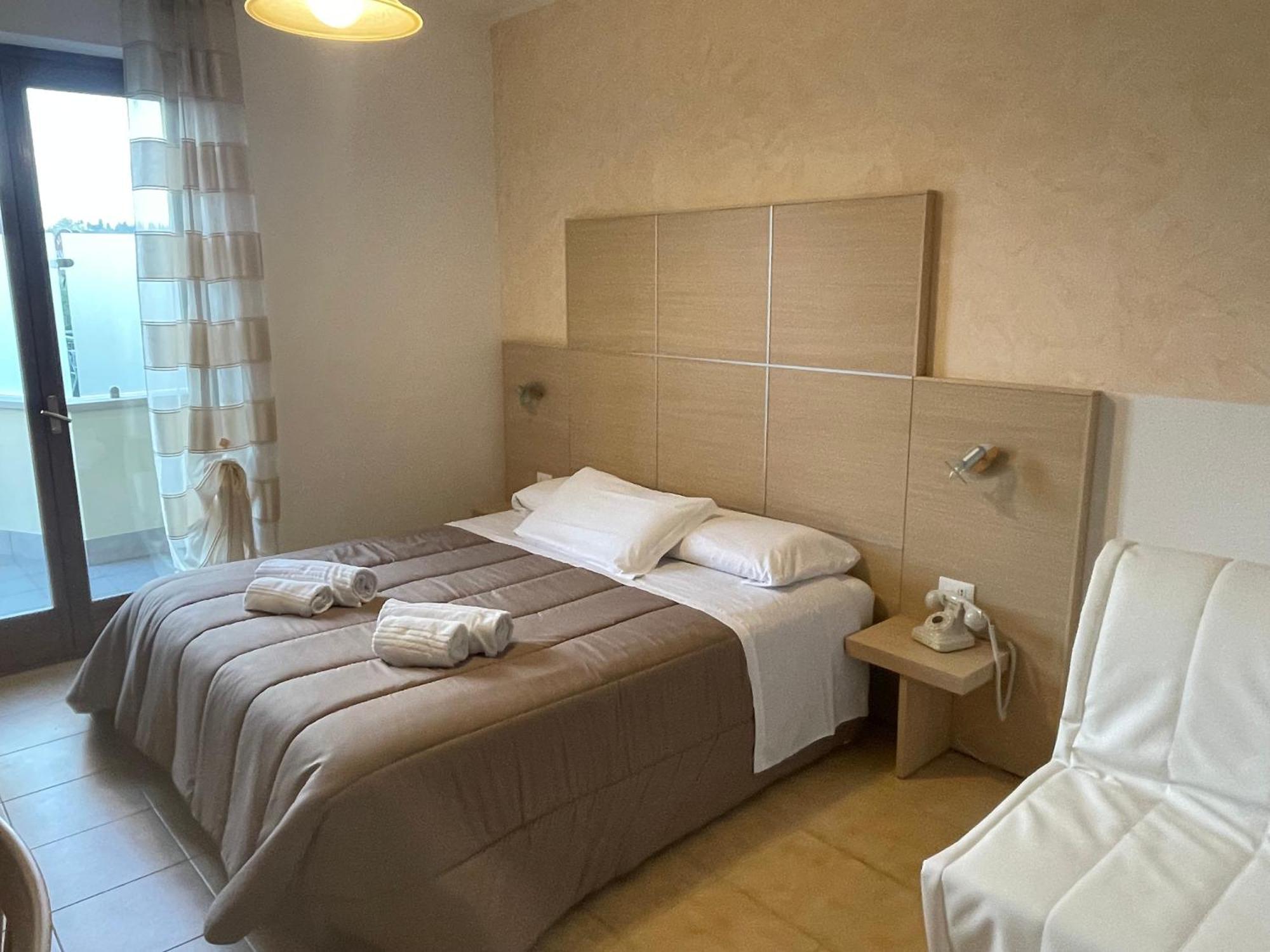 Albergo Panoramica Бардолино Экстерьер фото